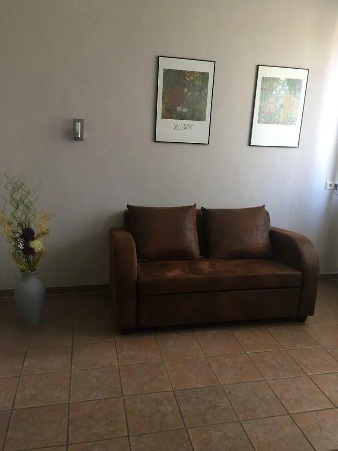 Haus Springpfuhl Eg Villa Berlin Germany